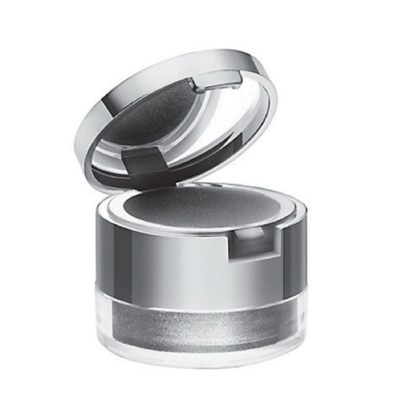 Lise Watier Duo Shadow & Glitter in Smokey Silver - Picture 2 of 4